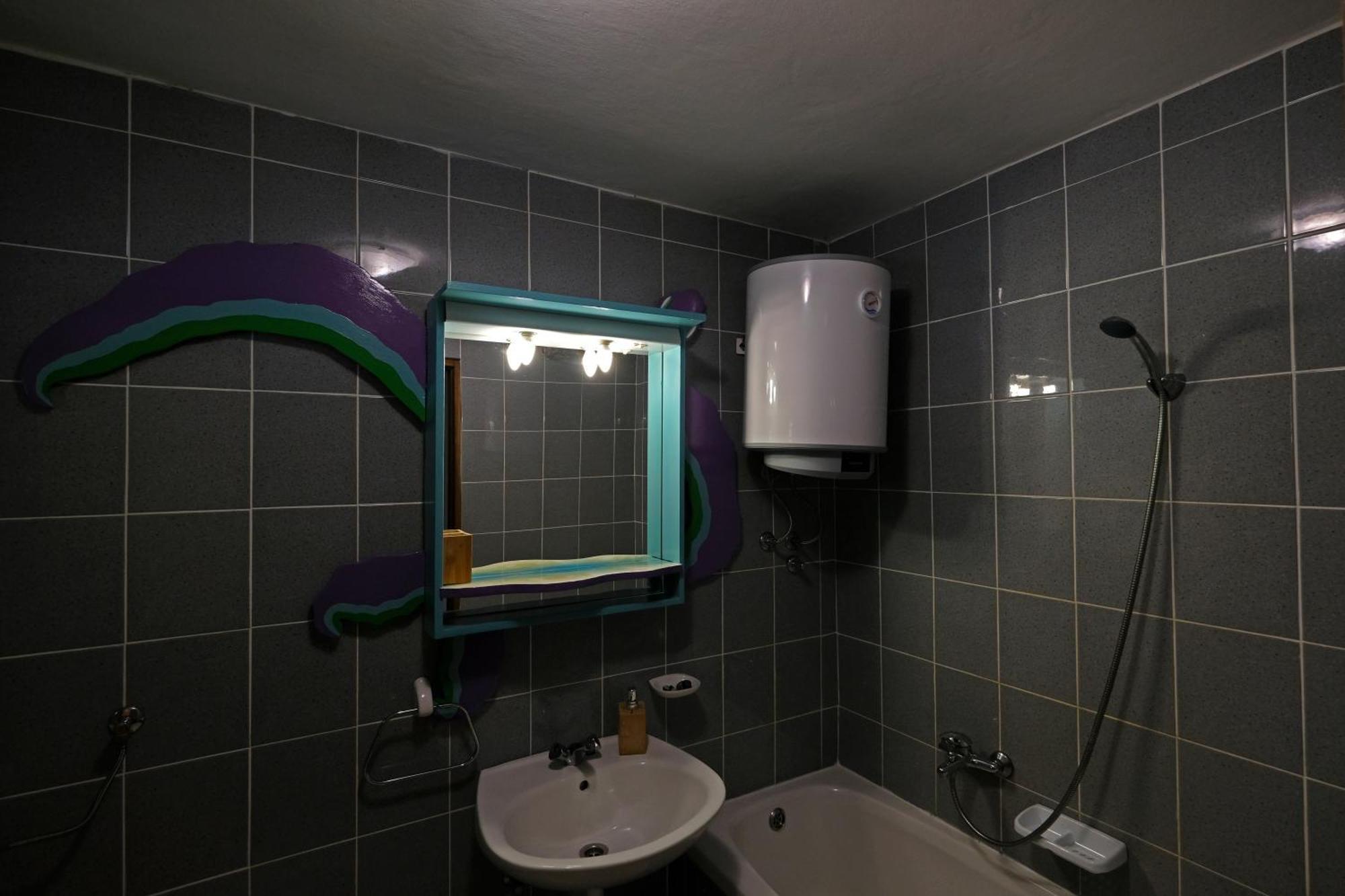 Art House Apartment *